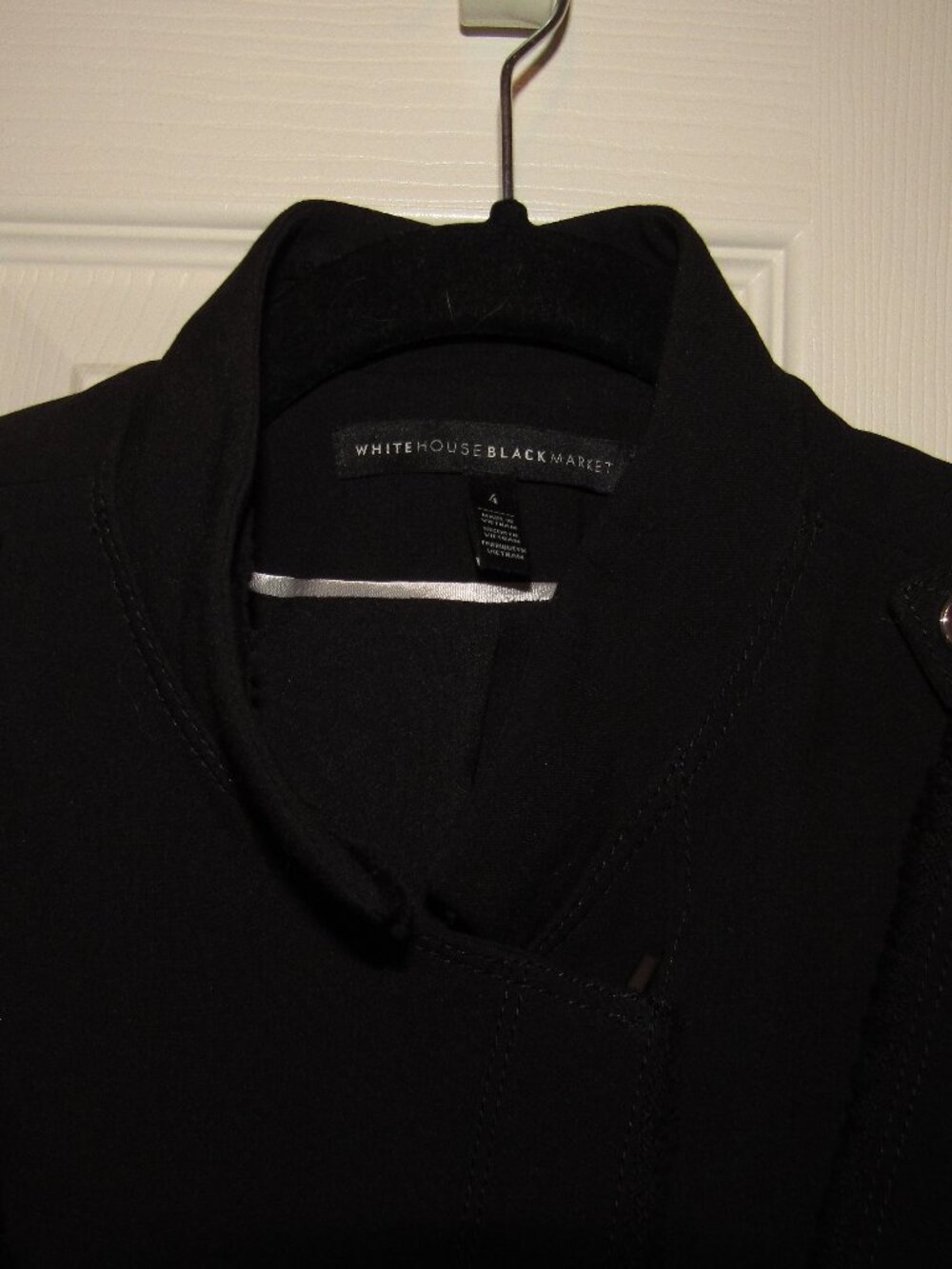 White House Size 4 Black Zipper Jacket Designer Details Padded Shoulders - Picture 6 of 7